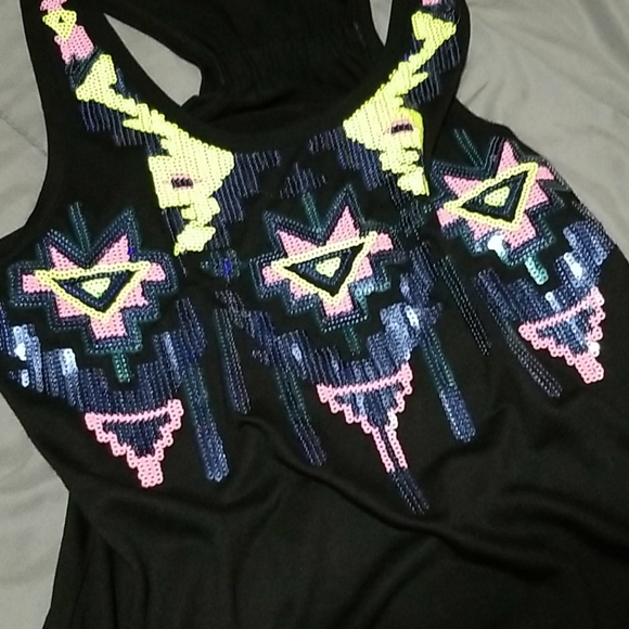 Lulumari Large sequin tank - Picture 5 of 5